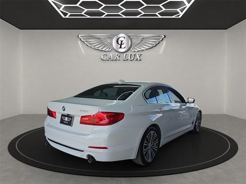 2019 BMW 530 530i