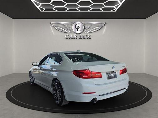 2019 BMW 530 530i