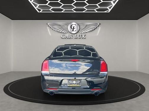 2023 Chrysler 300 C