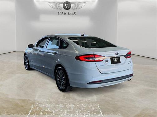2017 Ford Fusion Hybrid SE