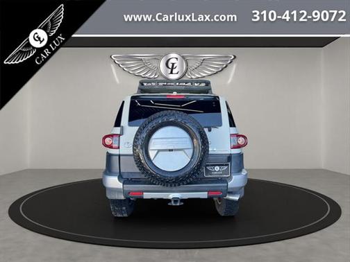 2014 Toyota FJ Cruiser Base