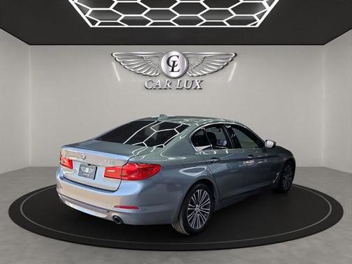 2019 BMW 530 530i