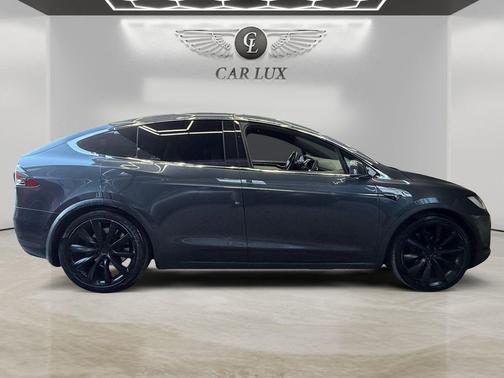 2017 Tesla Model X 75D