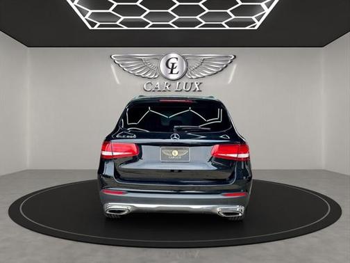 2018 Mercedes-Benz GLC 300 Base