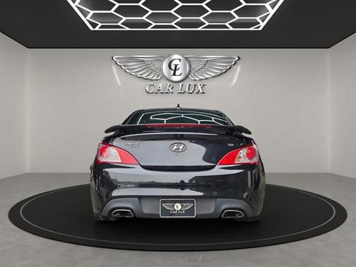 2010 Hyundai Genesis Coupe 3.8 Track