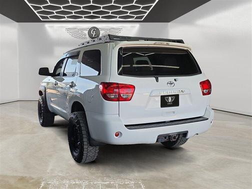 2016 Toyota Sequoia SR5