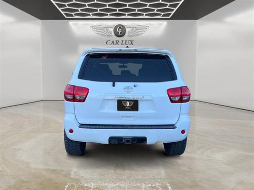 2016 Toyota Sequoia SR5