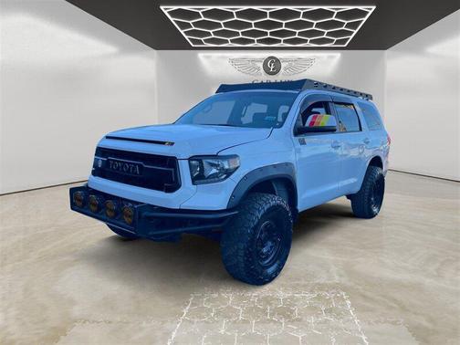 2016 Toyota Sequoia SR5