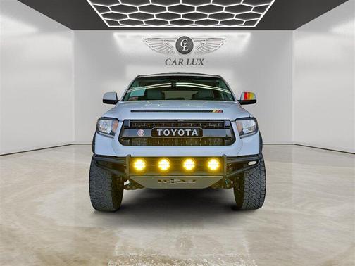 2016 Toyota Sequoia SR5