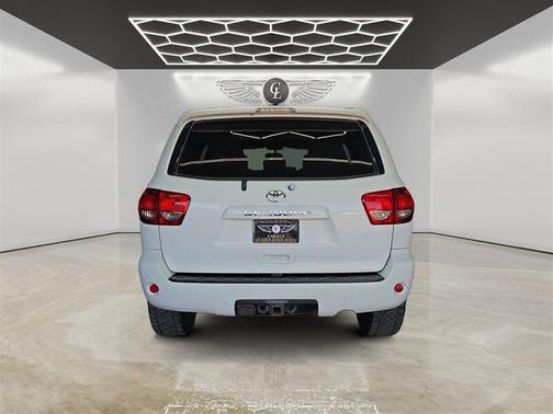 2016 Toyota Sequoia SR5