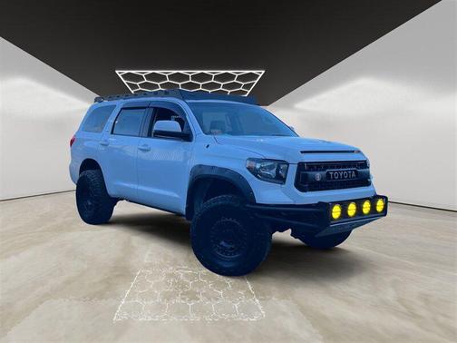 2016 Toyota Sequoia SR5