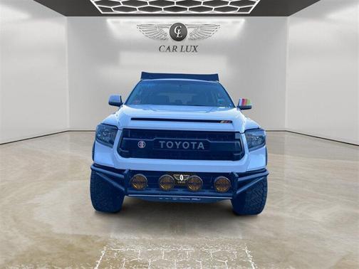 2016 Toyota Sequoia SR5