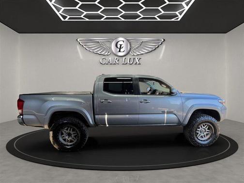 2017 Toyota Tacoma SR5