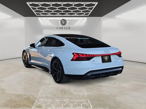 2022 Audi RS e-tron GT quattro