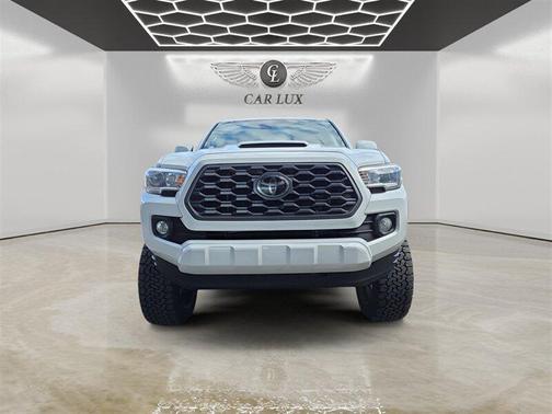 2020 Toyota Tacoma TRD Sport