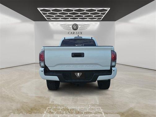 2020 Toyota Tacoma TRD Sport