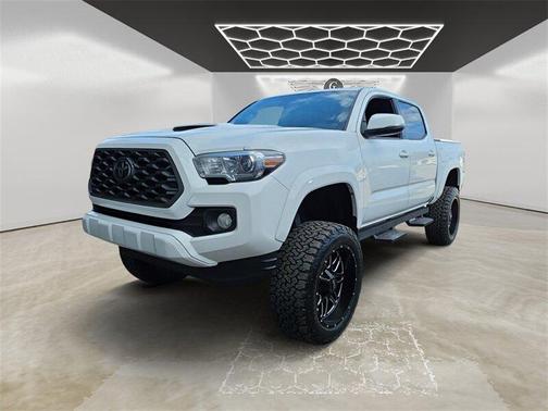 2020 Toyota Tacoma TRD Sport