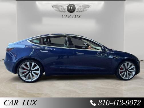 Deep Blue Metallic 2019 Tesla Model 3 Performance