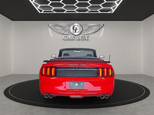 2017 Ford Mustang V6