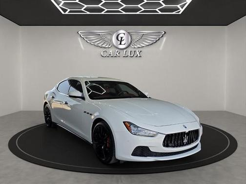 2017 Maserati Ghibli Base