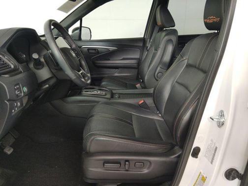 2023 Honda Passport AWD TrailSport