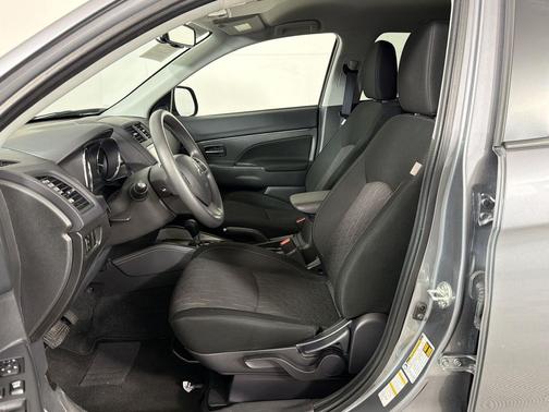 Alloy Silver Metallic 2025 Mitsubishi Outlander Sport 2.0 S