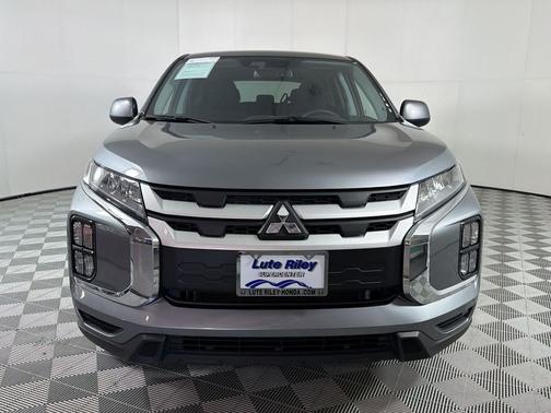 Alloy Silver Metallic 2025 Mitsubishi Outlander Sport 2.0 S