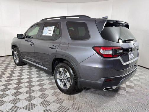 Modern Steel Metallic 2026 Honda Pilot EX-L