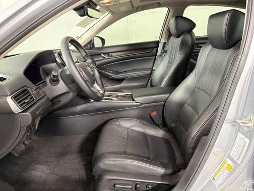 Lunar Silver Metallic 2018 Honda Accord EX-L