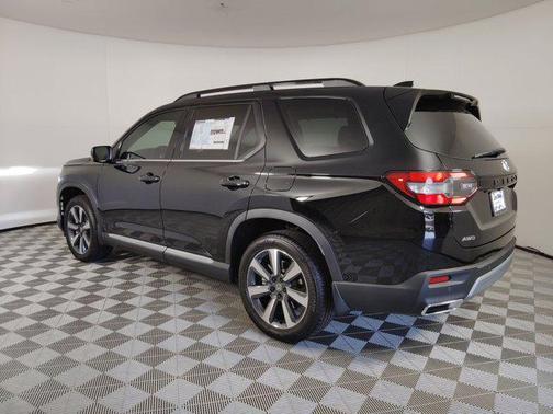 2025 Honda Pilot Touring 8-Passenger