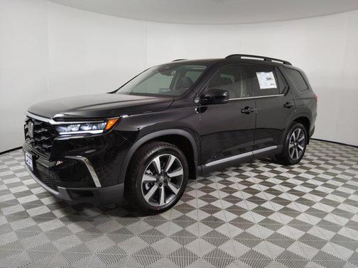 2025 Honda Pilot Touring 8-Passenger