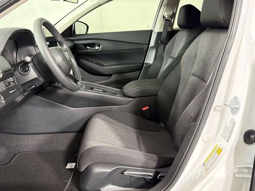 Platinum White Pearl 2026 Honda Accord LX 1.5T