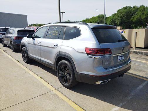 2022 Volkswagen Atlas 3.6L SE w/Technology