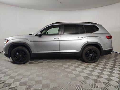 2022 Volkswagen Atlas 3.6L SE w/Technology