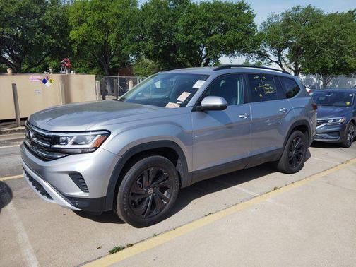 2022 Volkswagen Atlas 3.6L SE w/Technology