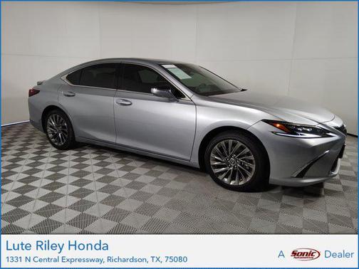 2024 Lexus ES 300h Ultra Luxury