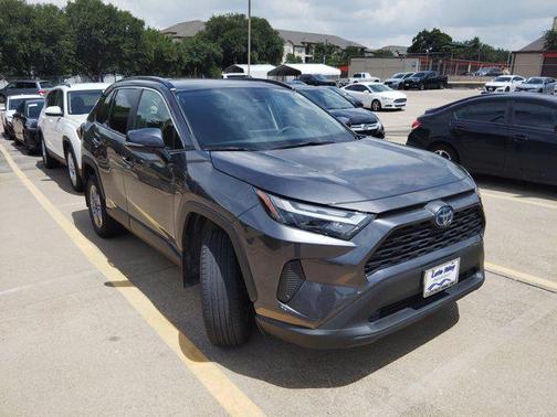 2023 Toyota RAV4 Hybrid XLE
