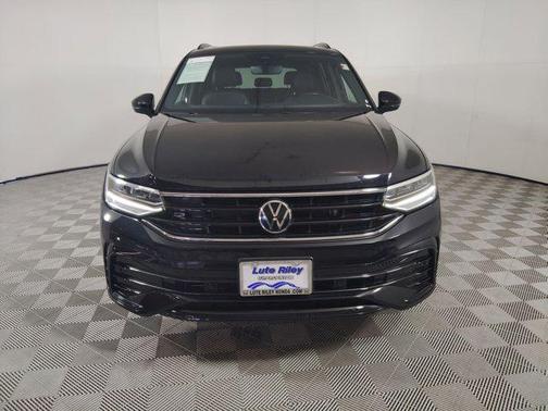 2022 Volkswagen Tiguan 2.0T SE R-Line Black 4MOTION