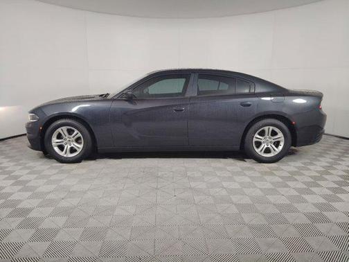 2016 Dodge Charger SE