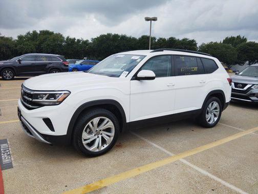 2022 Volkswagen Atlas 3.6L SE w/Technology