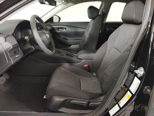 2025 Honda Accord LX 1.5T