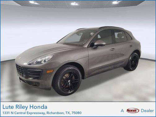 2018 Porsche Macan AWD