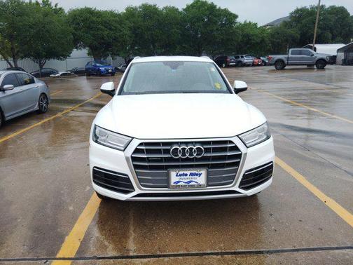 2018 Audi Q5 2.0T Tech Premium