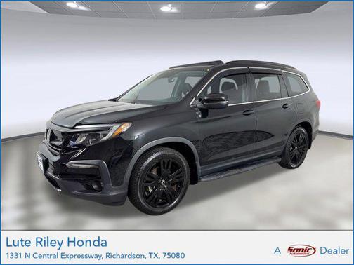 Crystal Black Pearl 2022 Honda Pilot 2WD Special Edition