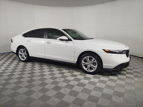 2025 Honda Accord LX 1.5T
