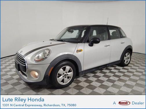2016 MINI Hardtop Cooper