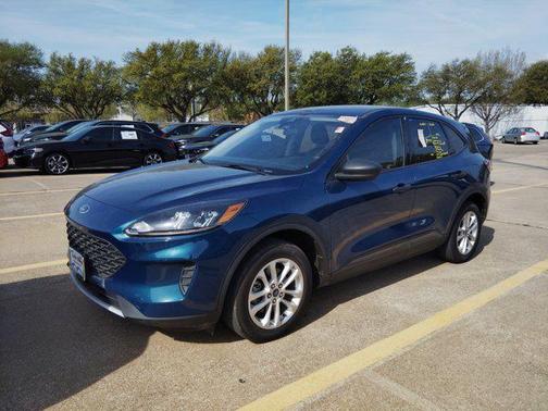 2020 Ford Escape S