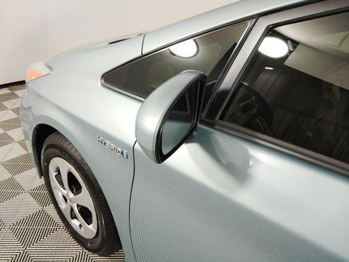 2015 Toyota Prius Three