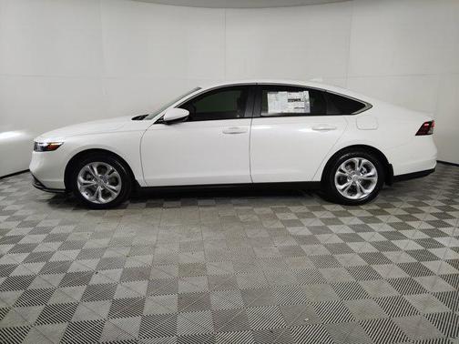 2025 Honda Accord LX 1.5T