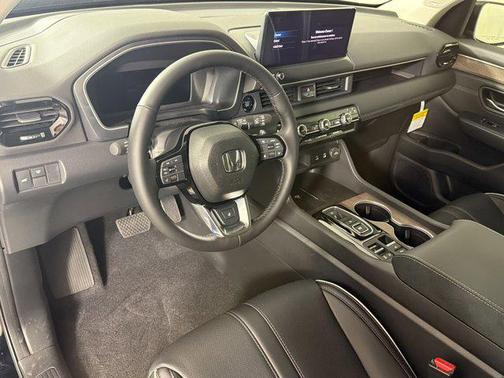 Crystal Black Pearl 2026 Honda Pilot Elite